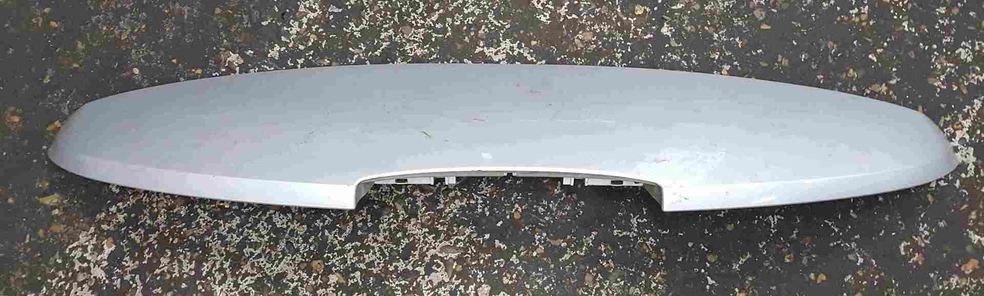 Thumb 2 Renault Megane Estate 2002-2008 Rear Boot Spoiler Silver TED69 8200200536