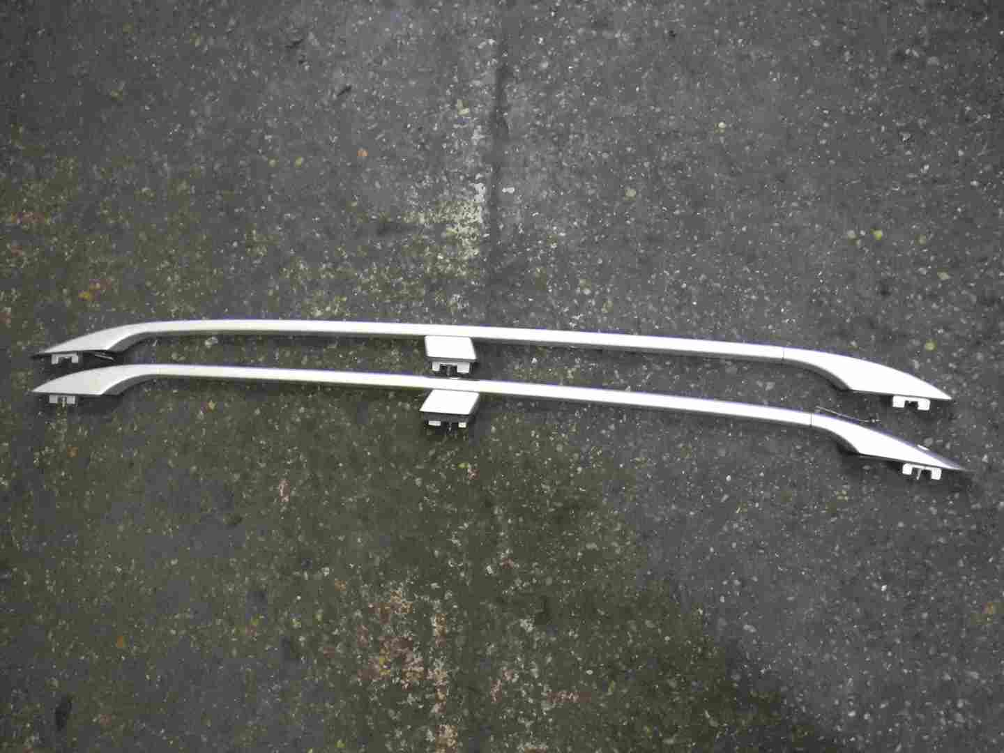 Renault Megane Estate 2003-2008 Roof Bars Silver Rail  Runners