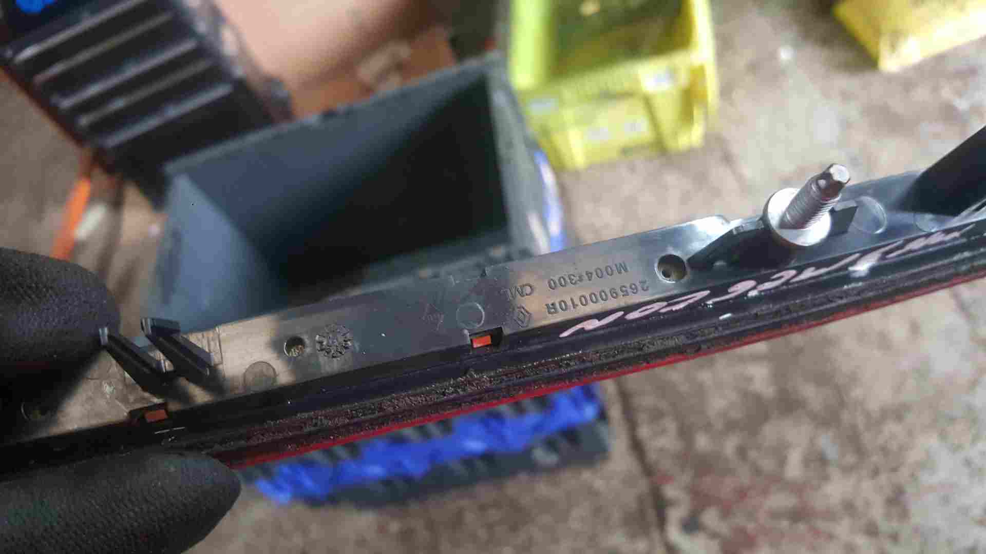 Thumb 4 Renault Megane Hatchback MK3 2008-2012 High Level Brake Light 265900010R