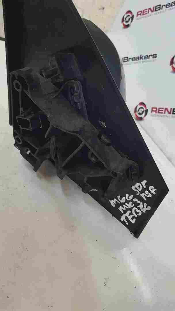 Thumb 2 Renault Megane HB MK3 2008-2014 Passenger NS Wing Mirror Grey TEB66