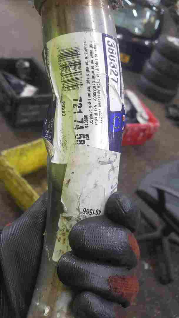 Thumb 3 Renault Megane MK1 1995-2002 2.0 8v Cataylic Converter Cat F5R 740 380327