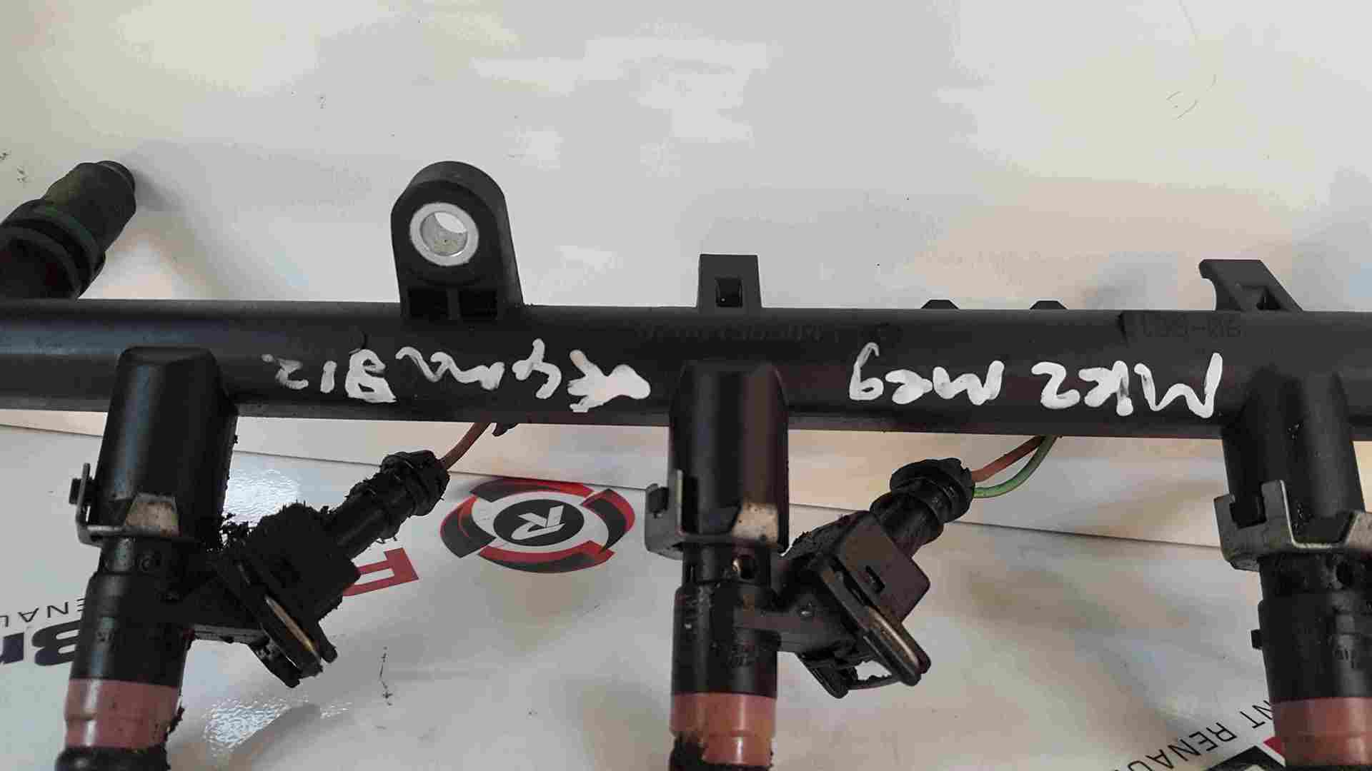 Renault Megane MK2 2002-2008 1.6 16v Fuel Injectors X4 With Loom + Rail K4M