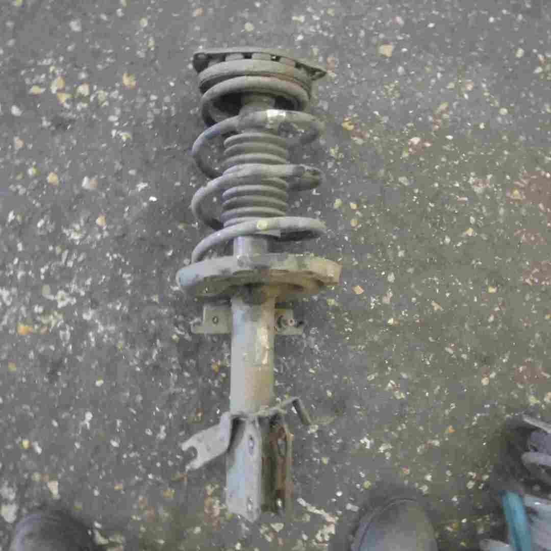 Renault Megane MK3 2008-2012 1.5 dCi Passenger NSF Front Spring Suspension Leg