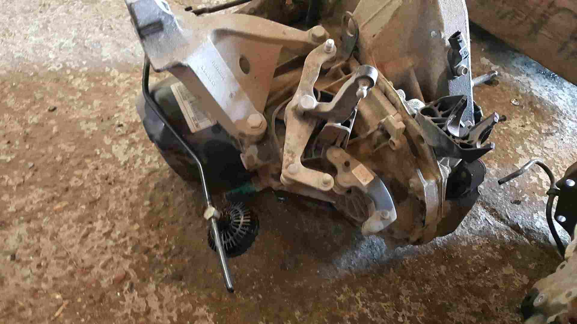 Thumb 2 Renault Megane MK3 2008-2014 1.5 dCi Manual Gearbox JR5 337