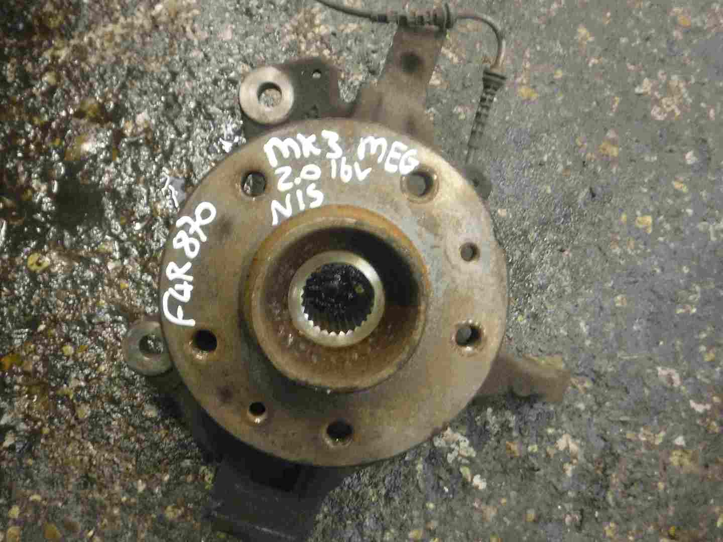 Renault Megane MK3 2008-2014 2.0 TCE Passenger NSF Front Wheel Hub