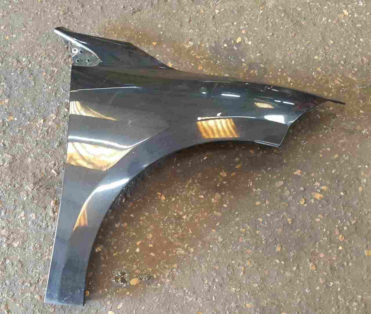 Thumb 2 Renault Megane MK3 2008-2014 Drivers OS Wing Black TEGNE