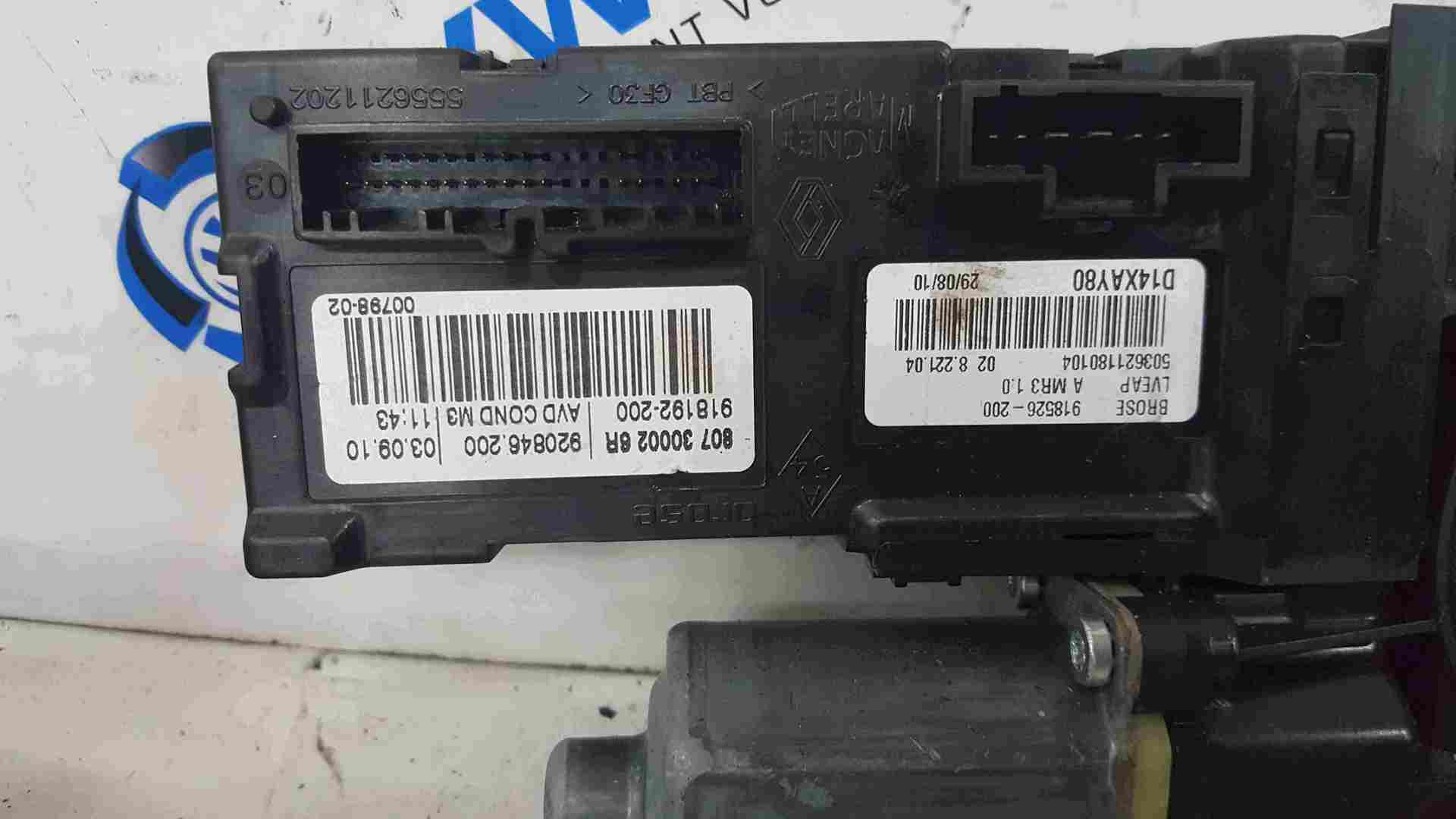 Renault Megane MK3 2008-2014 Drivers OSF Front Window Motor 807300026R