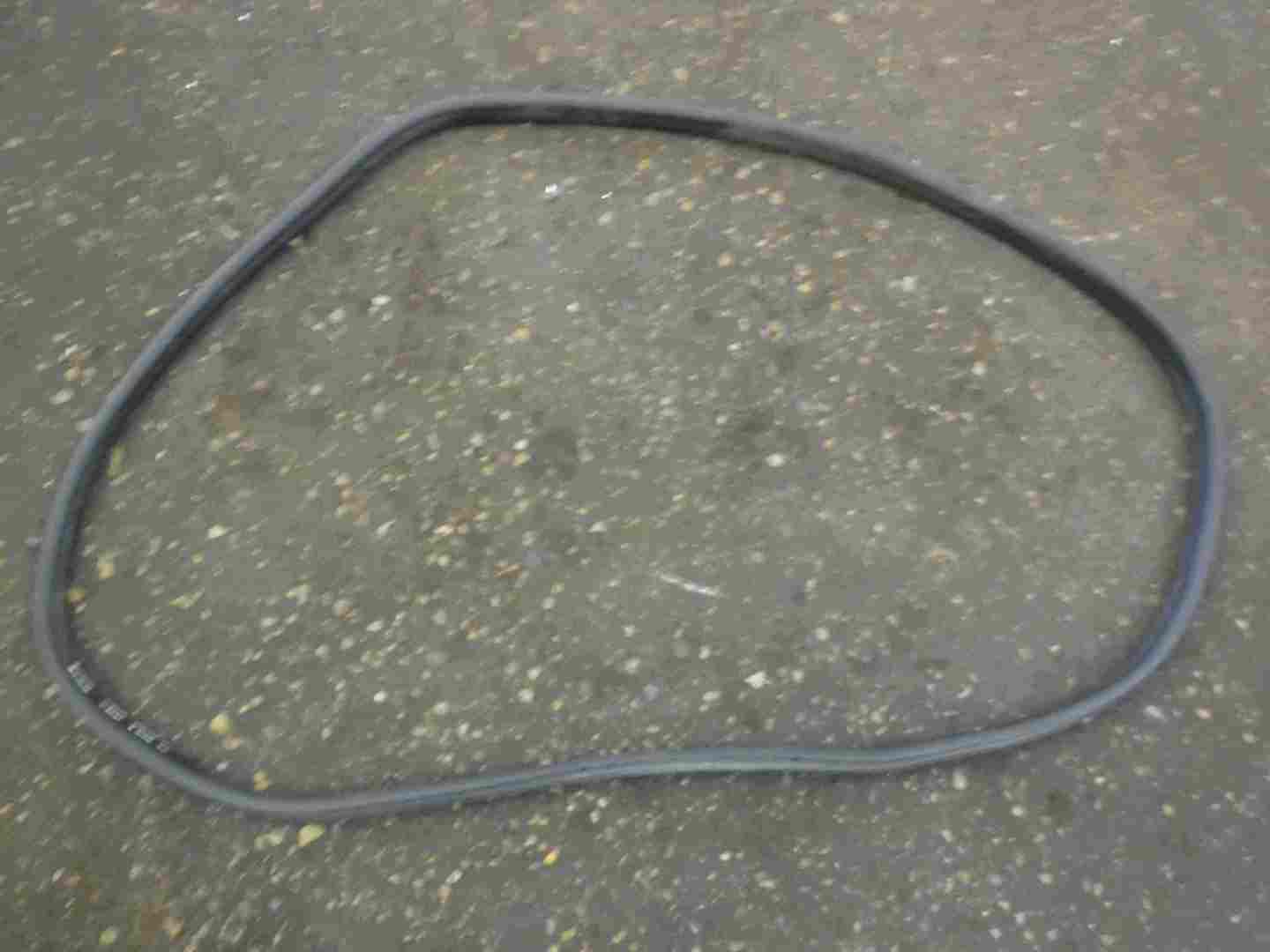 Renault Megane MK3 2008-2014 Drivers OSR Rear Door Rubber Seal 5dr