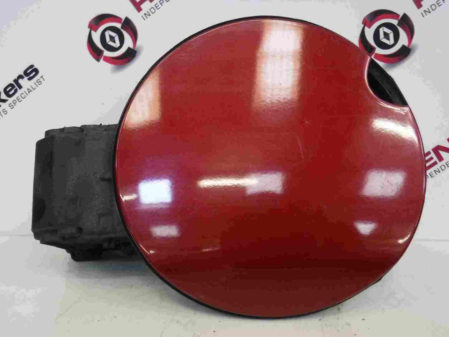Renault Megane MK3 2008-2014 Fuel Flap Cover Red TENNJ + Hinges