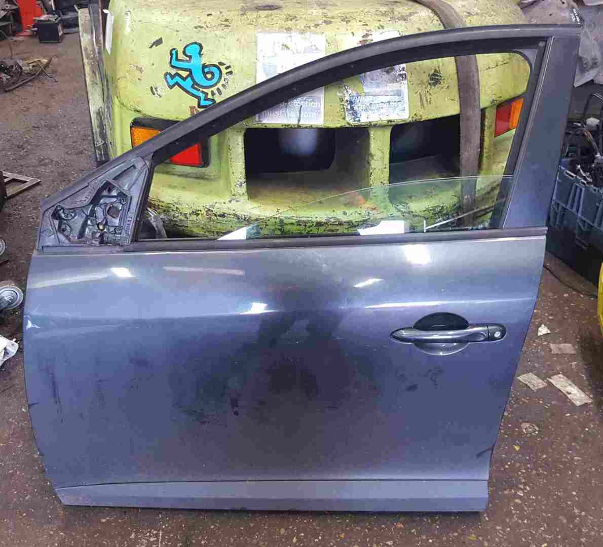 Thumb 2 Renault Megane MK3 2008-2014 Passenger NSF Front Door Grey TEB66 5dr