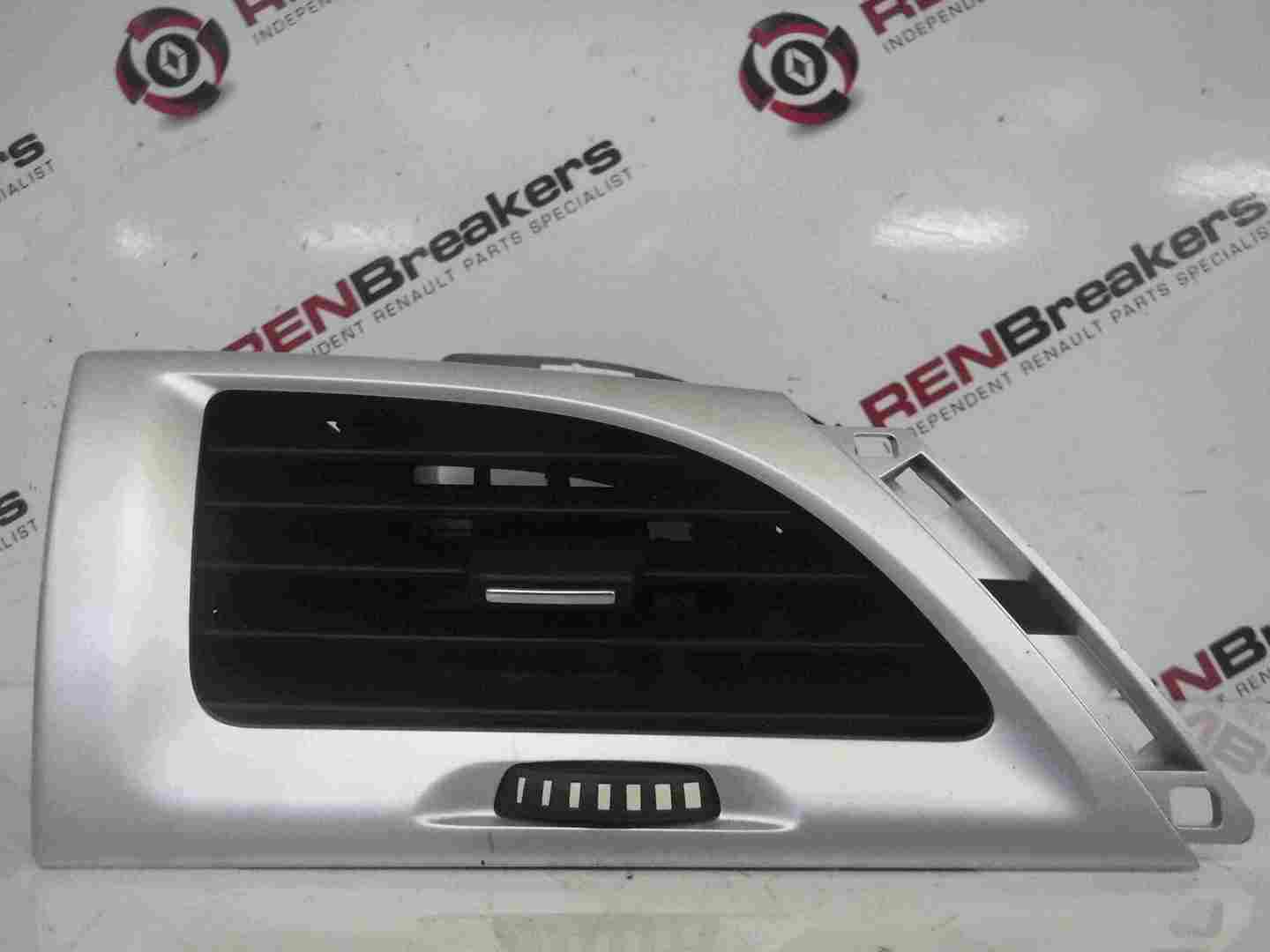 Renault Megane MK3 2008-2014 Silver Passenger NSF Front Heater Vent