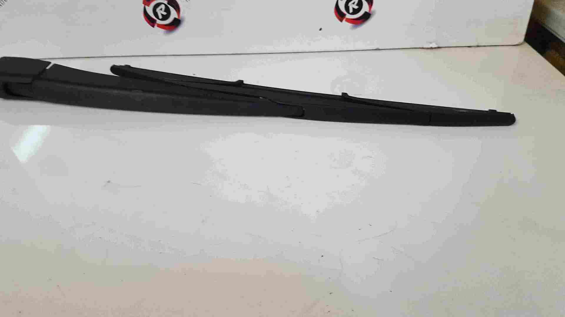 Thumb 2 Renault Megane MK3 2008-2014 Rear Wiper Arm