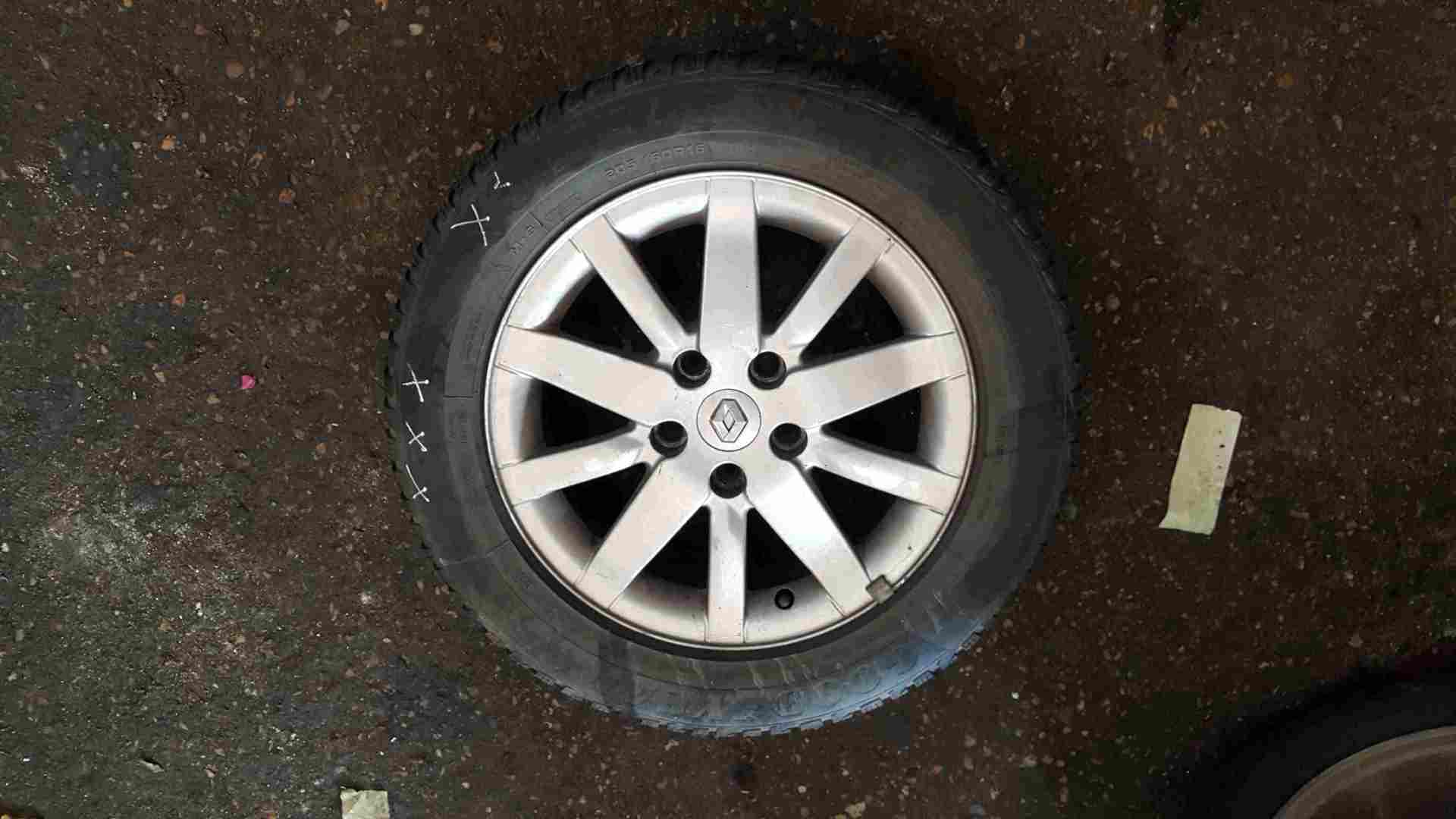 Thumb 2 Renault Megane MK3 2008-2014 Spirale Alloy Wheel 16inch 4/5
