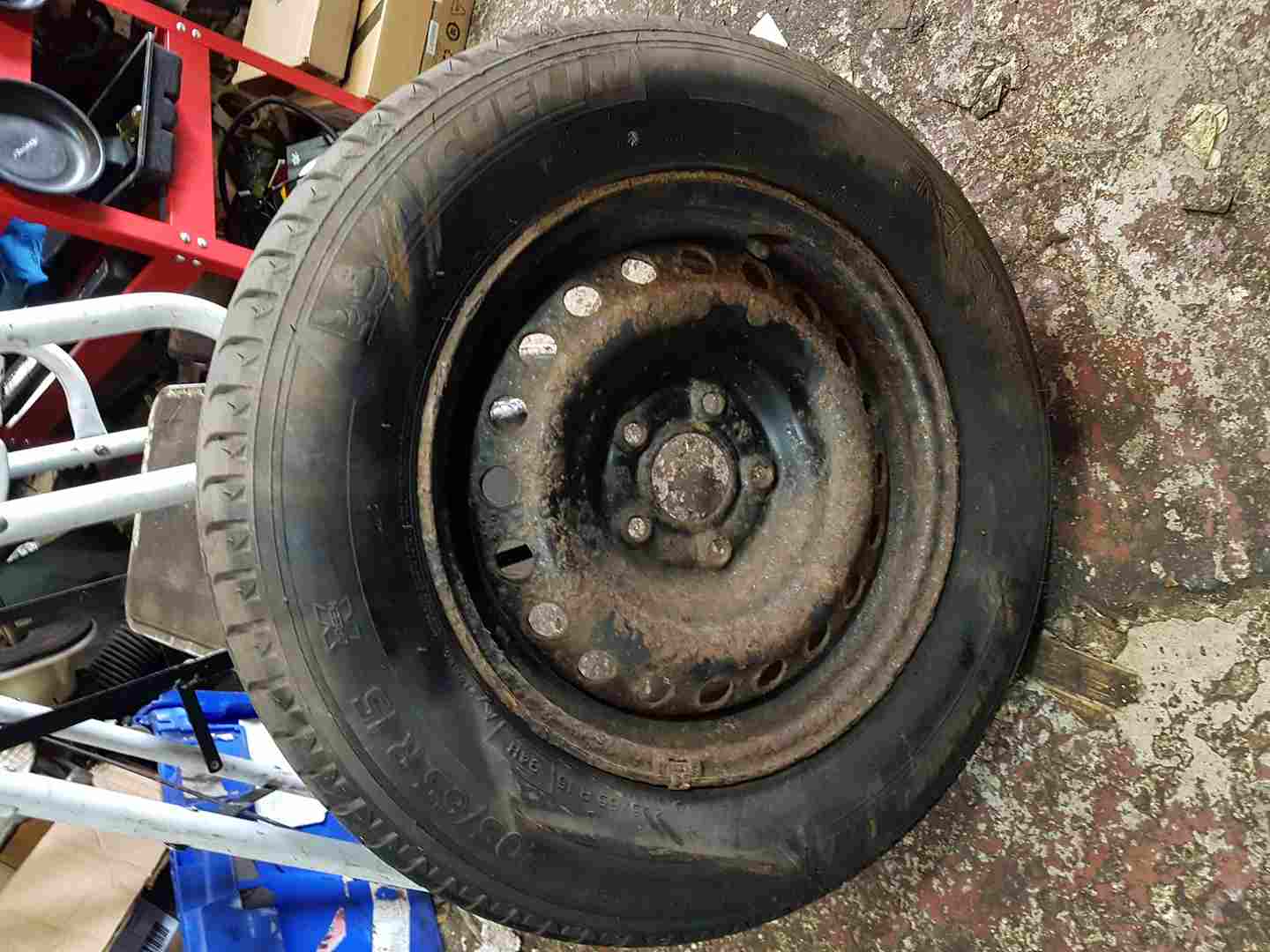 Thumb 3 Renault Megane MK3 2008-2014 Steel Wheel RIM + Tyre 205 65 15 7Mm 3/5