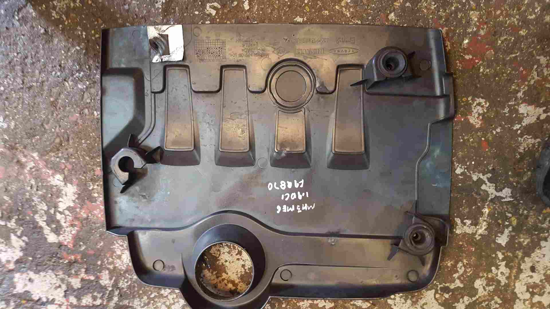Thumb 2 Renault Megane MK3 2008-2016 1.9 DCI 130 Engine Cover Plastic 8201138257