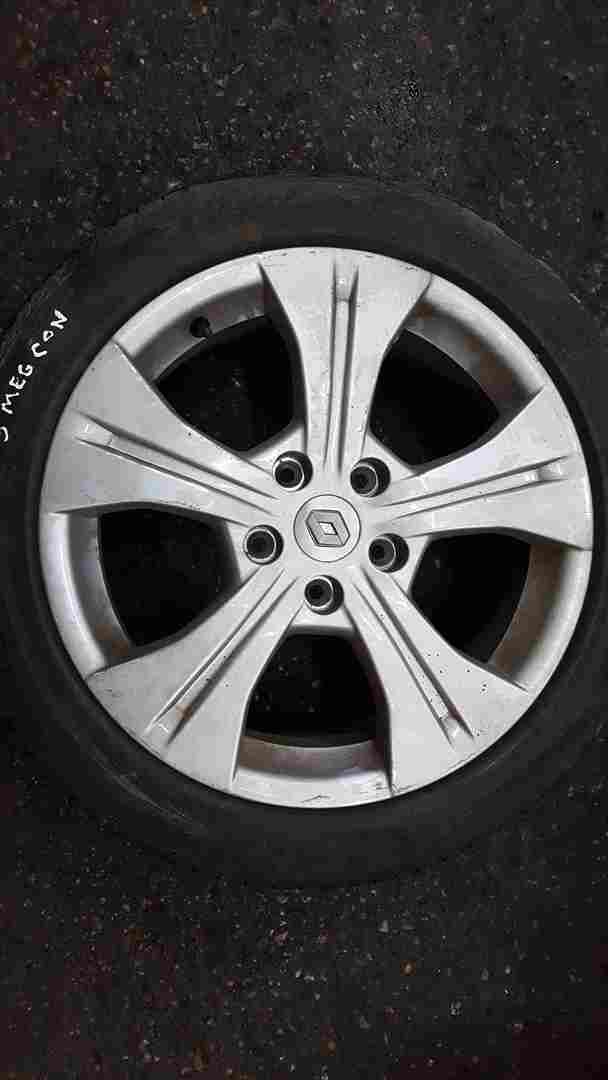 Thumb 4 Renault Megane MK3 2008-2016 Bullet Zoll Alloy Wheel + Tyre 205 50 17 6Mm 4/5