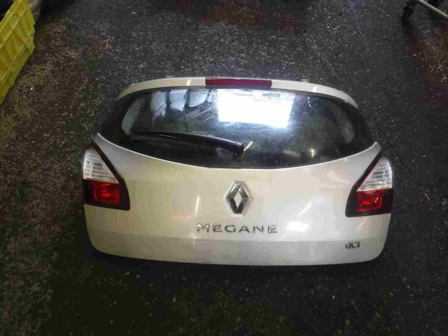 Renault Megane MK3 Hatchback 2008-2010 Rear Boot Tailgate Silver TED69