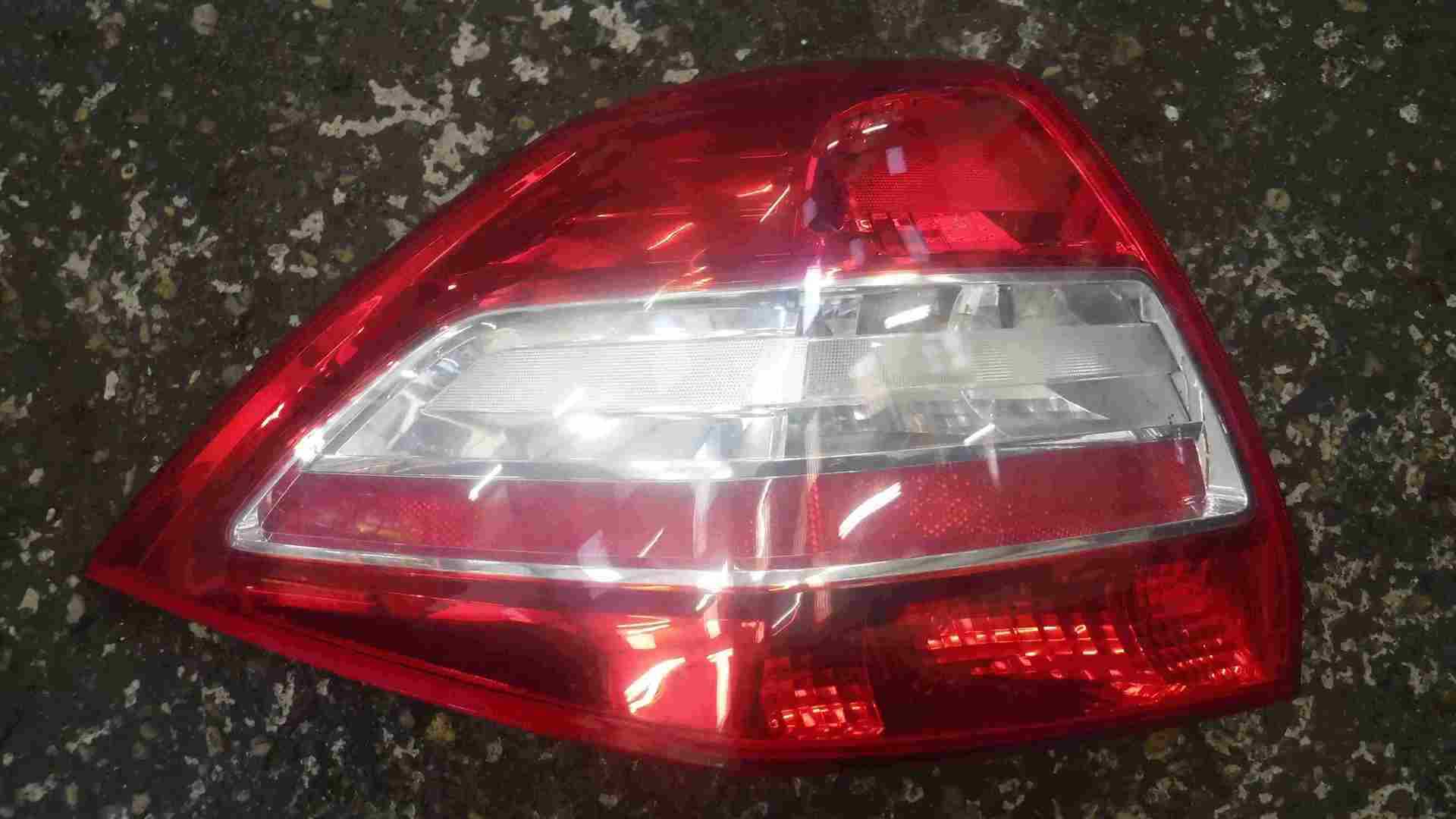 Renault Megane Saloon 2006-2008 Passenger NSR Rear Light 8200417345