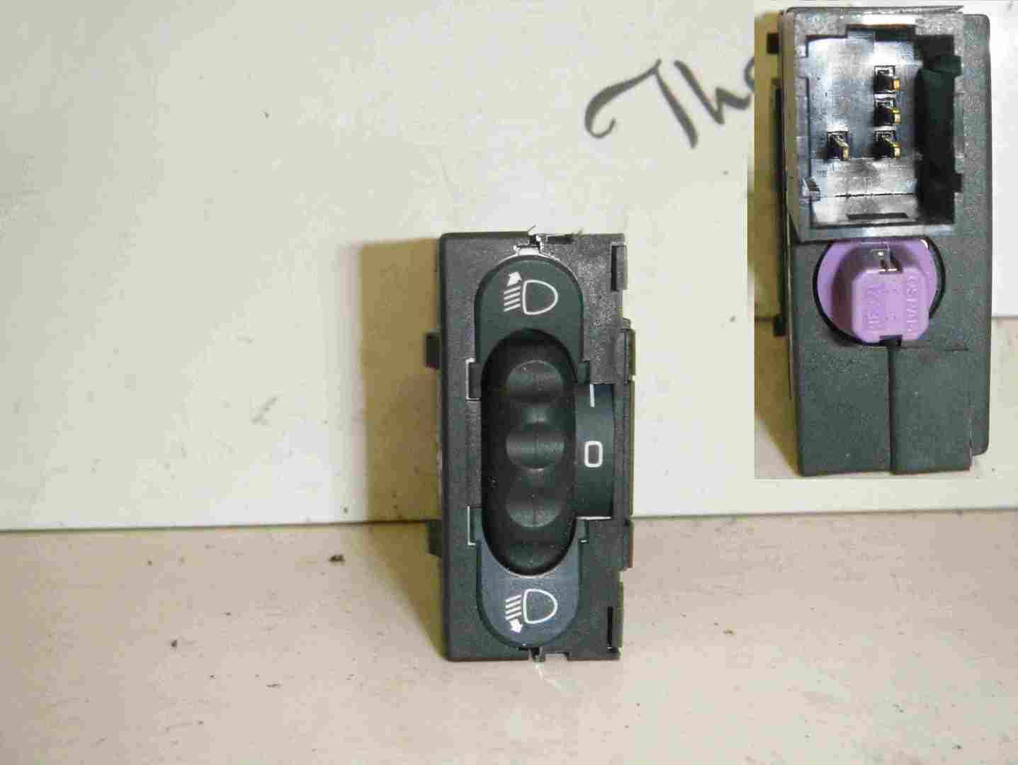 Renault Megane Scenic 1997-1999 Headlight Adjuster Height Switch Scroll