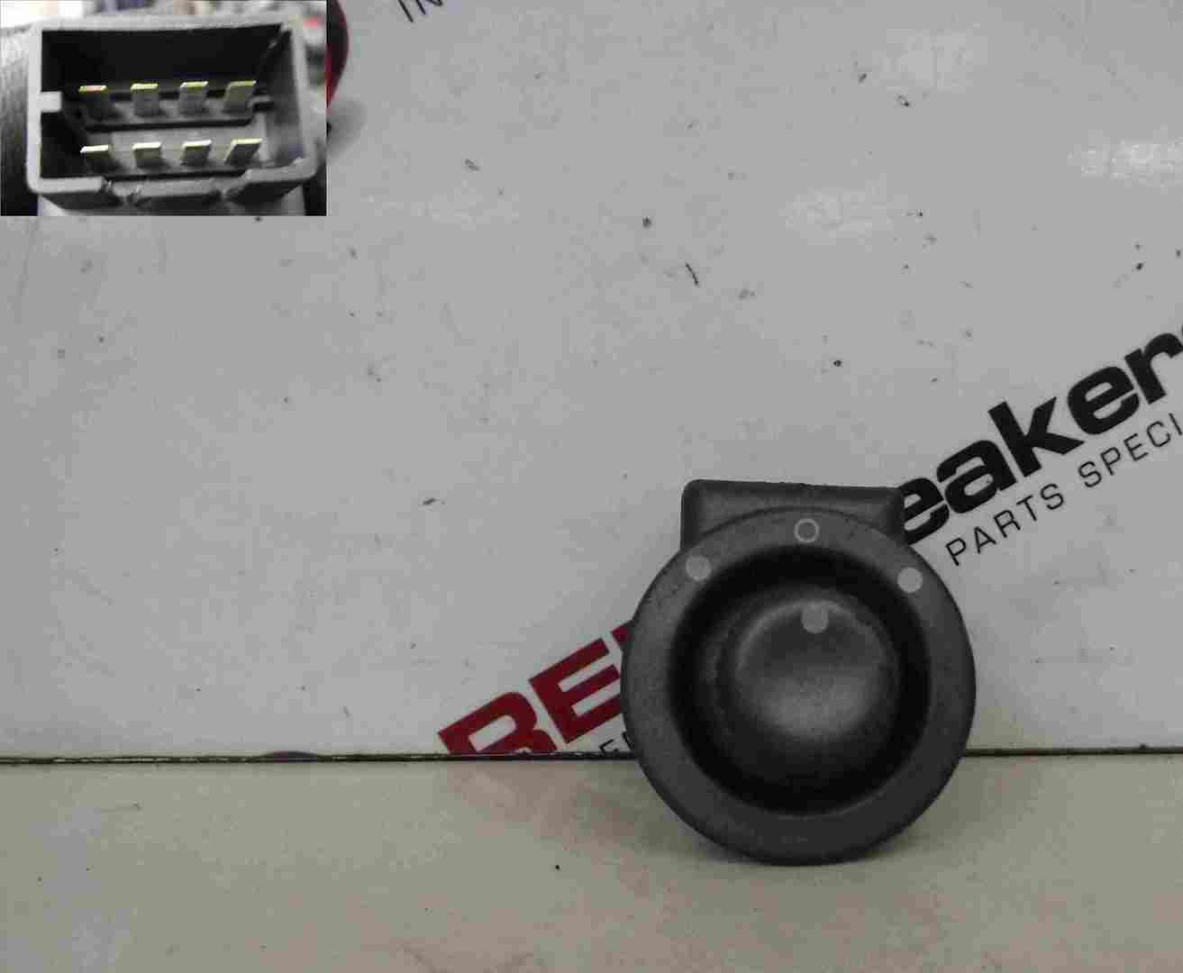 Renault Megane Scenic 1999-2003 Wing Mirror Adjuster Switch 7700432971