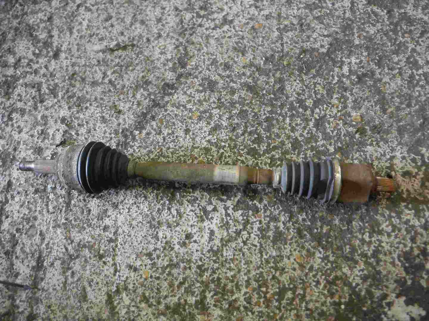 Renault Megane Scenic 2009-2016 1.6 16v Passenger NSF Front Driveshaft