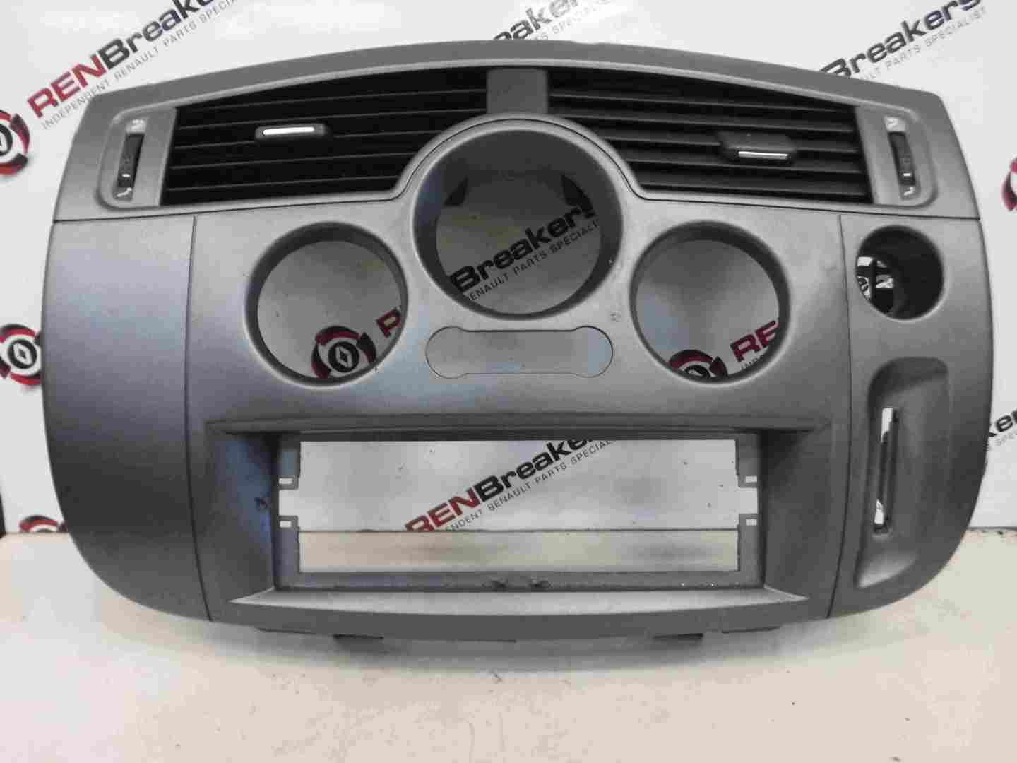 Renault Megane Scenic 2003-2009 Centre Dashboard Console Heater Vents Silver