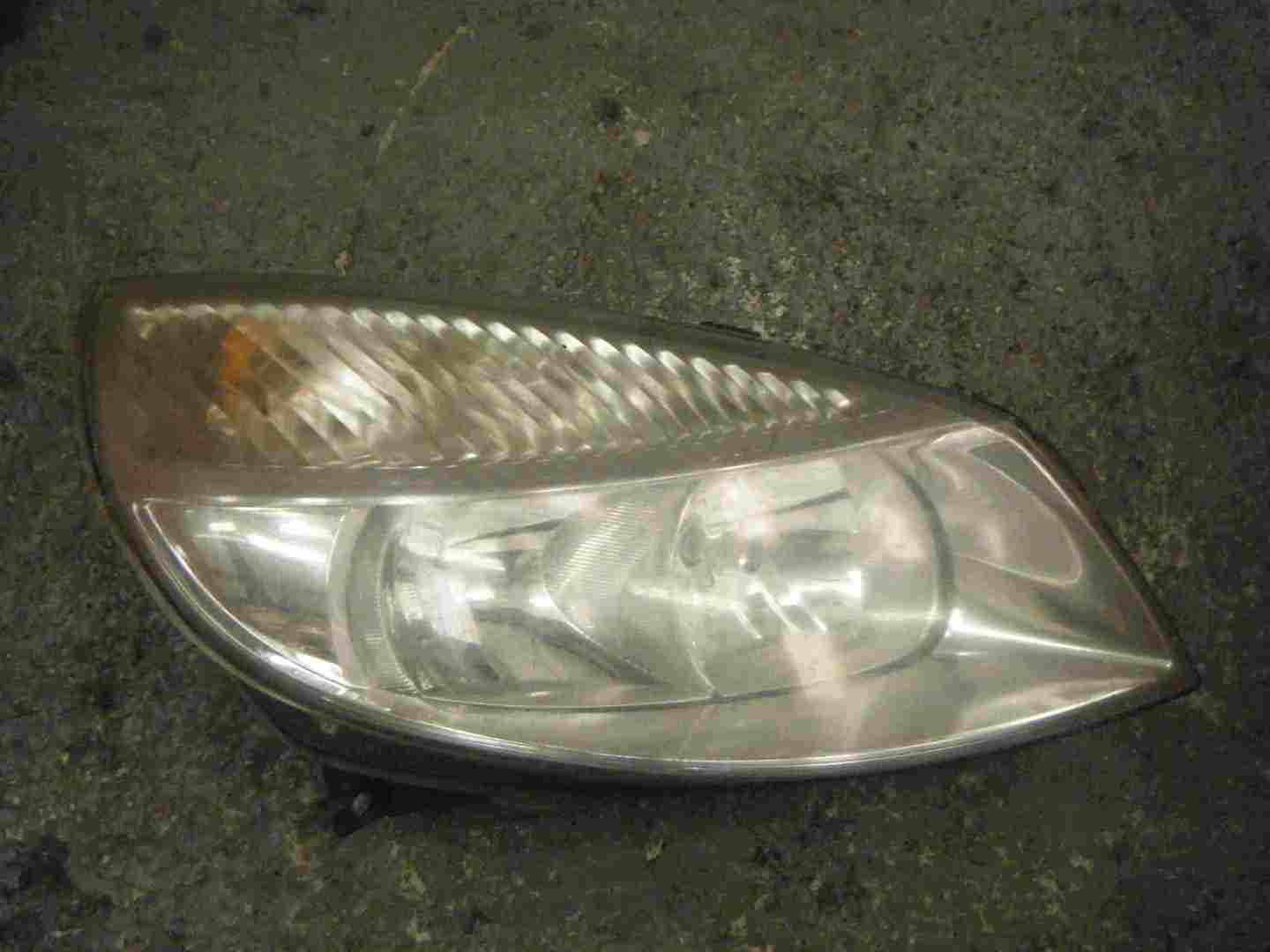 Renault Megane Scenic 2003-2006 Drivers OSF Headlight Head Lamp Light