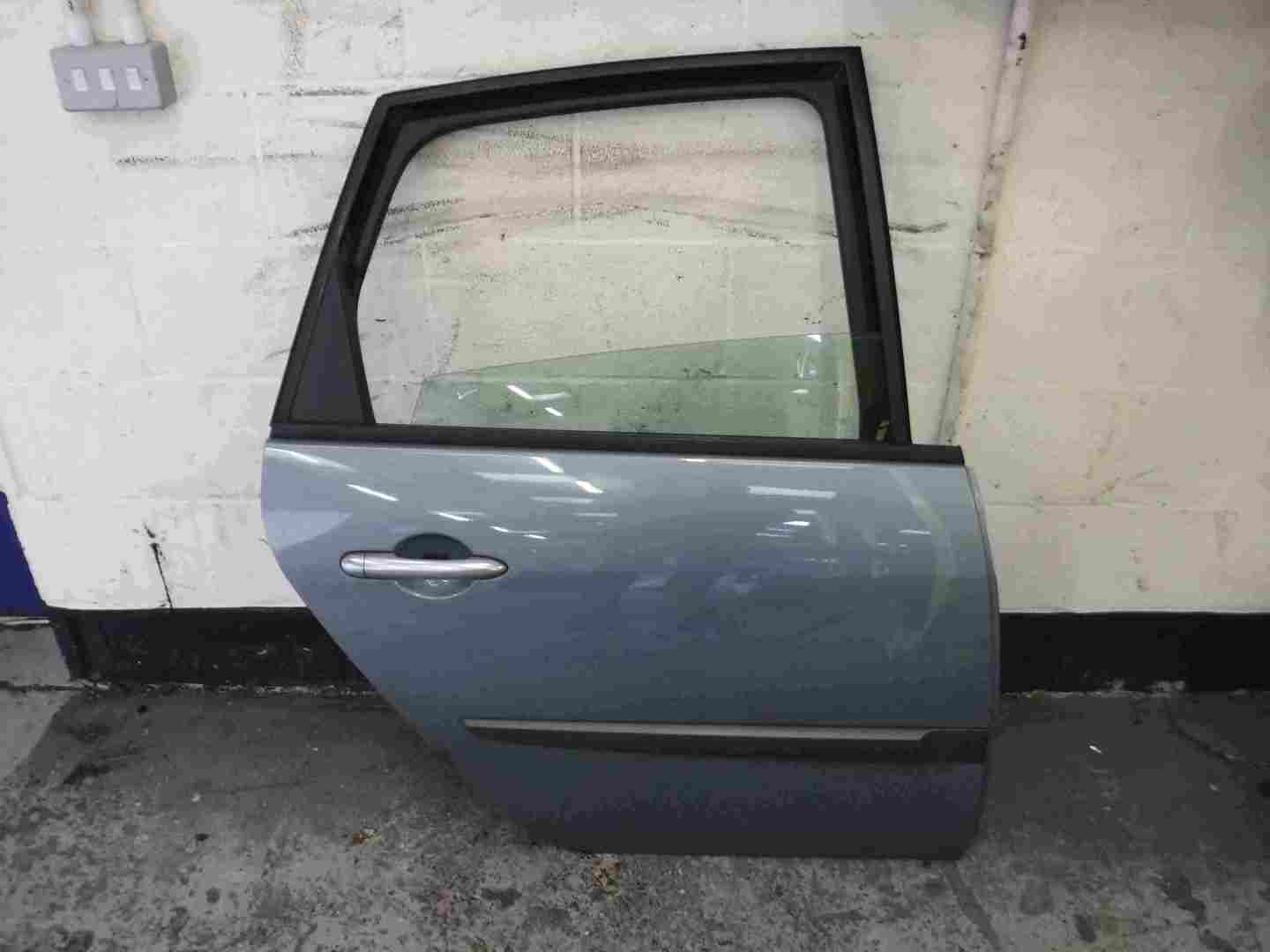 Renault Megane Scenic 2003-2009 Drivers OSR Rear Door Purple Silver TED47