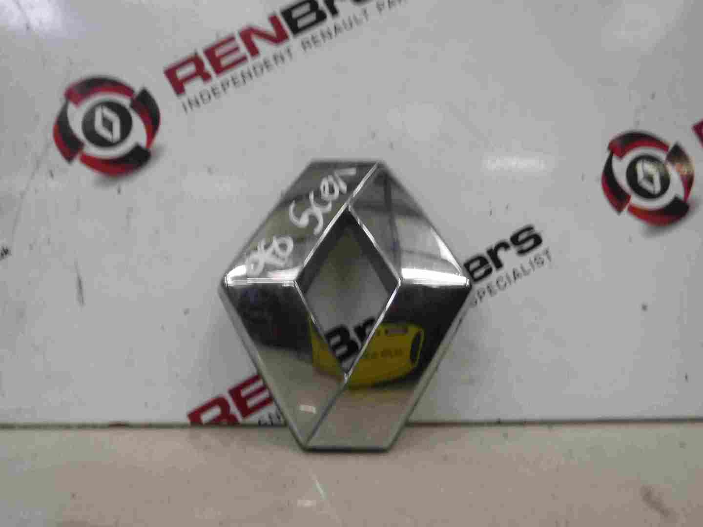 Renault Megane Scenic 2003-2009 Front Bumper Diamond 7700824625