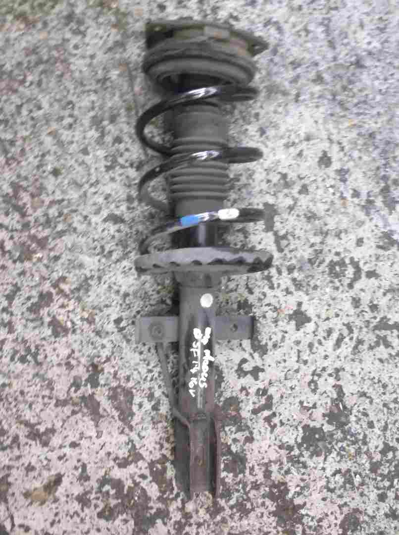 Renault Modus 2004-2008 1.4 16v Drivers OSF Front Spring Shock Strut