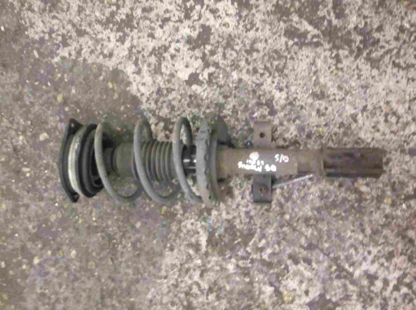 Renault Modus 2004-2008 1.5 dCi Drivers OSF Front Strut Spring Shock Leg