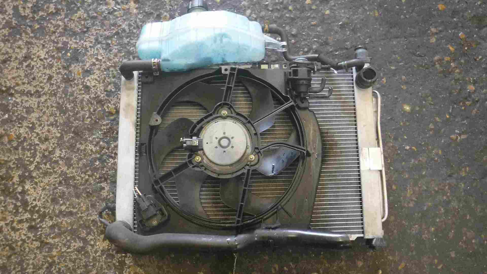 Renault Modus + Clio 2004-2012 1.5 dCi Radiator  Cooling Fan Rad Pack 8200688390
