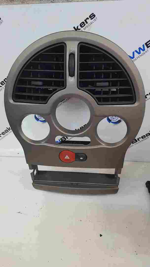 Renault Modus 2004-2008 Centre Heater Vent Surround Beige Gold Trim 8200327060