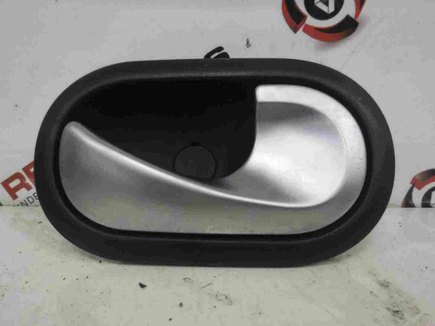 Renault Modus 2004-2008 Drivers OSF Front Interior Door Handle Chrome