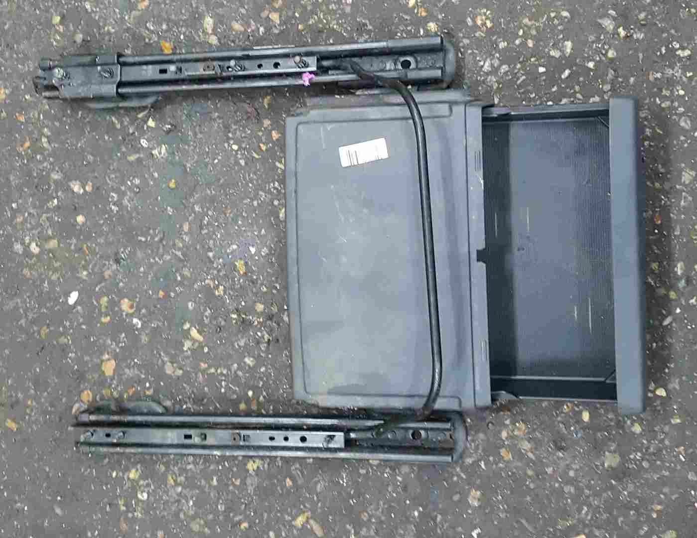 Renault Modus 2004-2008 Drivers OSF Front Seat Runners