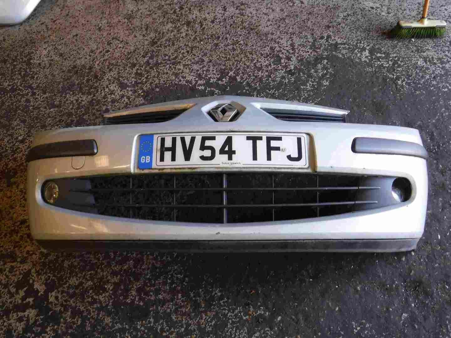 Renault Modus 2004-2008 Front Bumper Silver 632