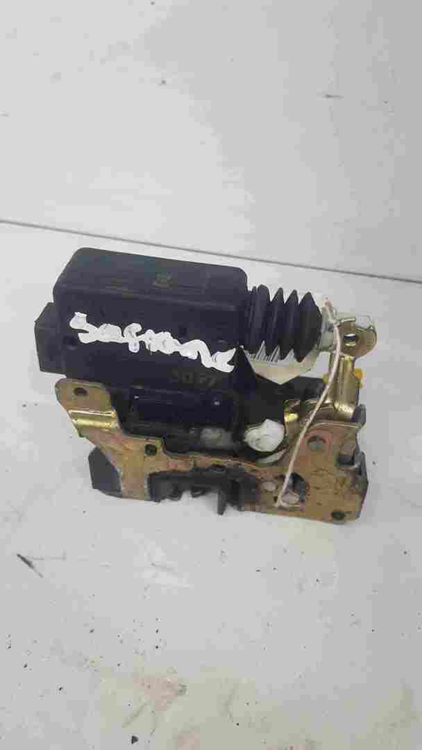 Renault Safrane 1996-2000 Drivers OSF Front Door Lock Mechanism