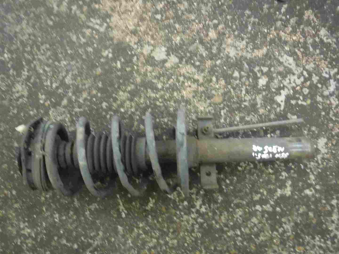 Renault Scenic 2003-2009 1.9 dCi Passenger NSF Front Spring Suspension Leg