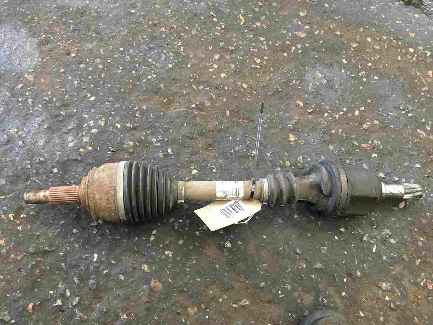 Renault Scenic 2003-2009 2.0 DCi Passenger NSF Front Driveshaft M9R 700
