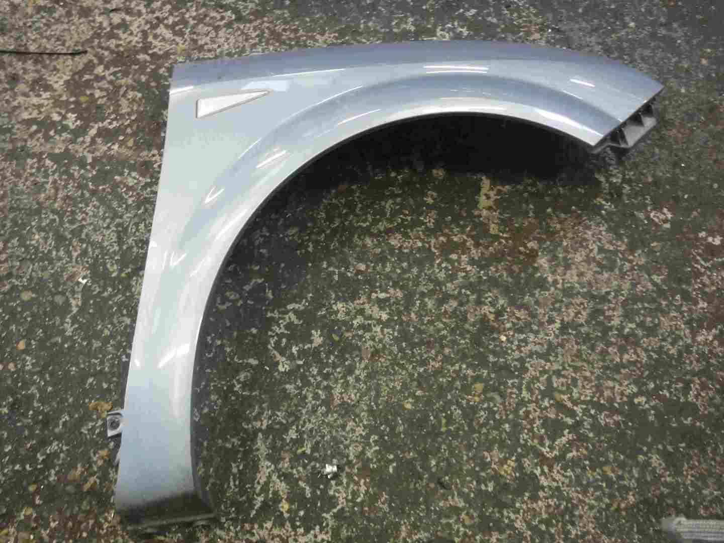 Renault Scenic 2003-2009 Drivers OS Wing Purple TED47