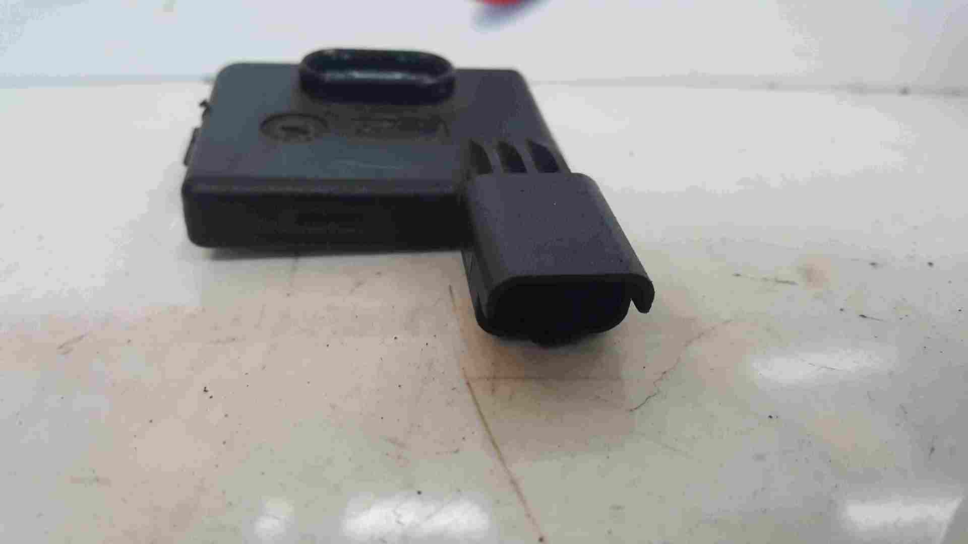 Renault Scenic 2003-2009 Drivers OSF Front Keyless Entry Handle Sensor