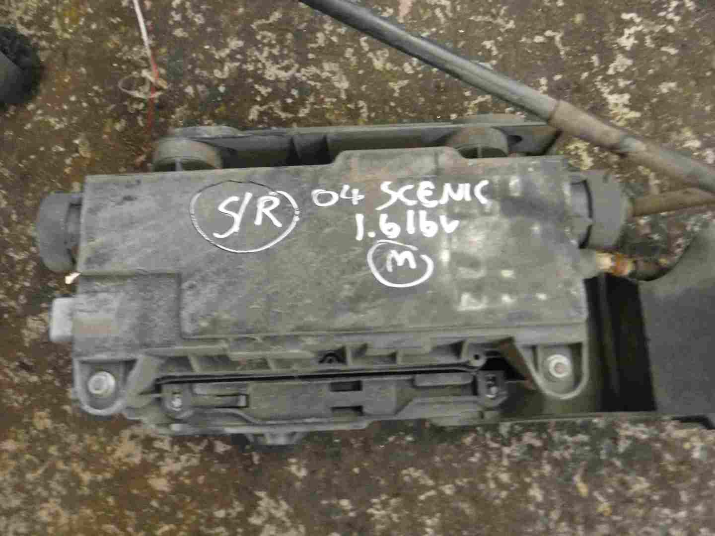 Renault Scenic 2003-2009 Electronic Handbrake Motor BROKEN 8200522625