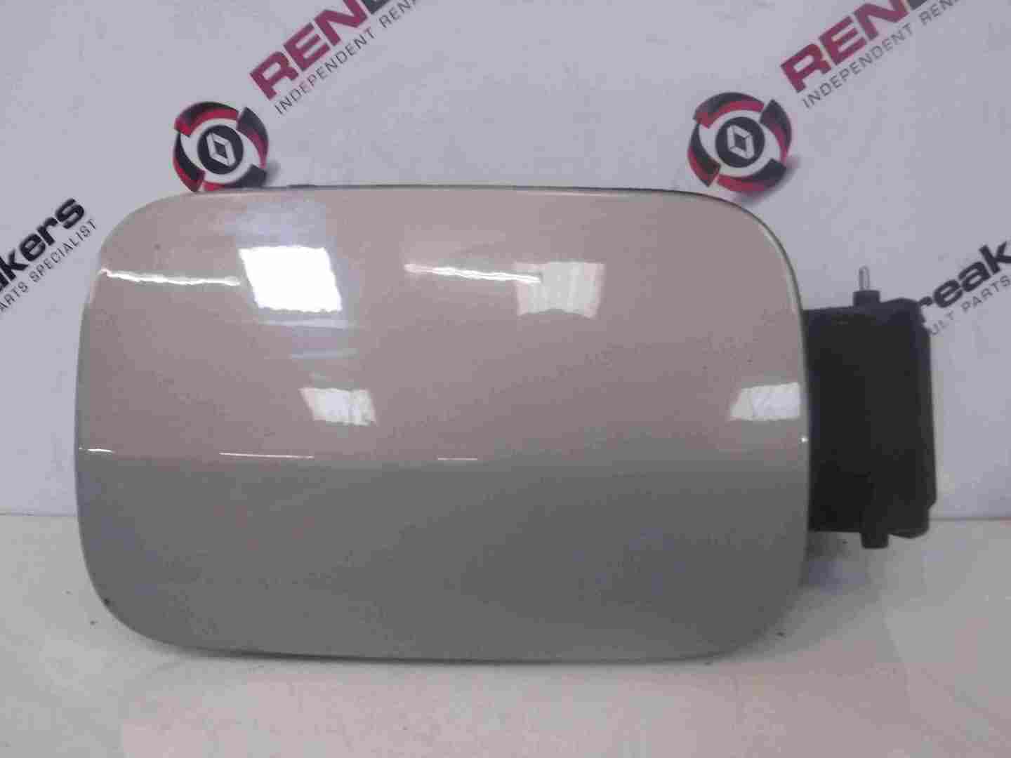 Renault Scenic 2003-2009 Fuel Flap Cover Silver TEA19