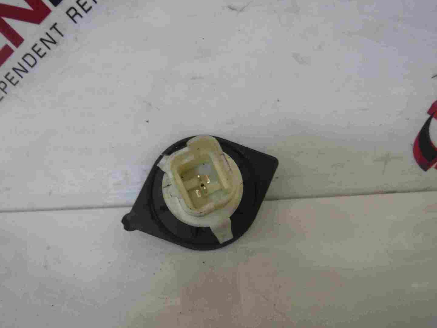 Renault Scenic 2003-2009 Keyless Entry Boot Button