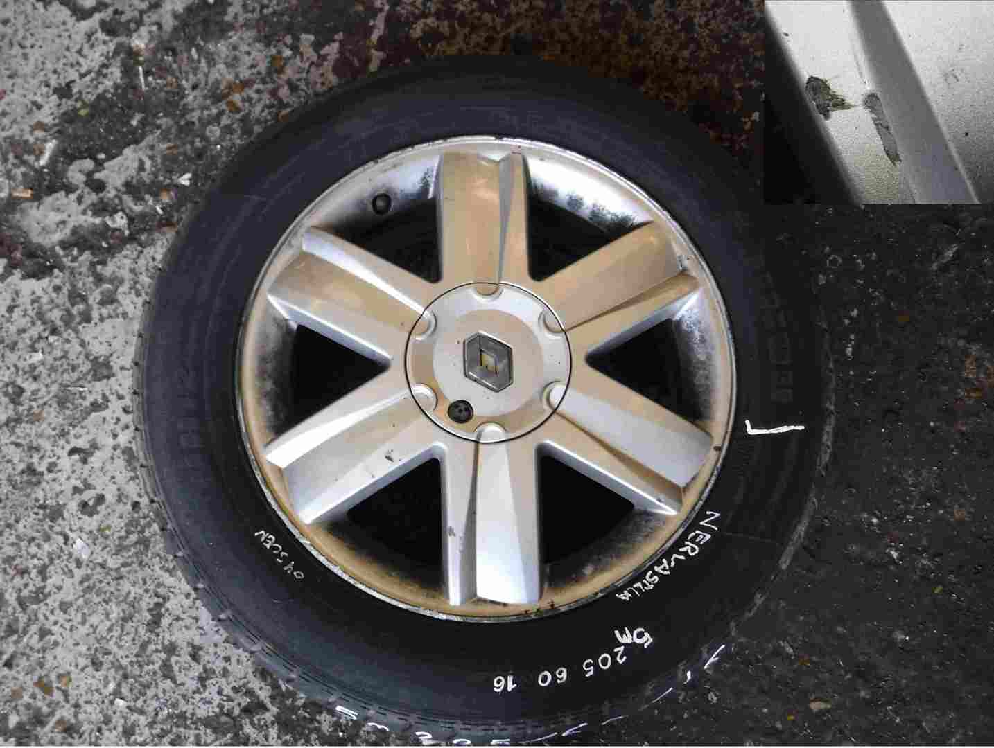 Renault Scenic 2003-2009 Nervastella Alloy Wheel + Tyre 205 60 16 5mm Tread