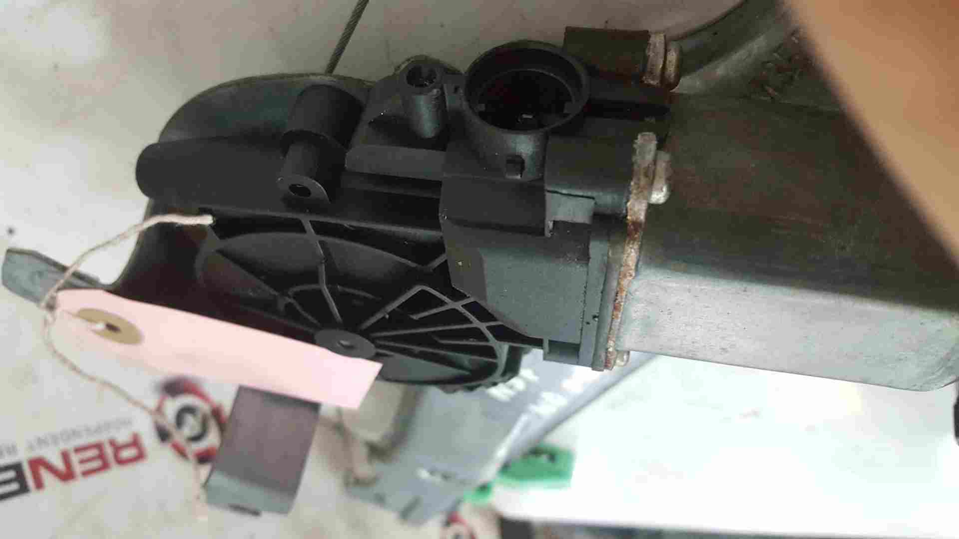 Thumb 2 Renault Scenic 2003-2009 Passenger NSF Front Window Motor Regulator 2 PIN