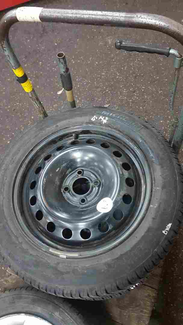 Thumb 7 Renault Scenic 2003-2009 Spare Steel Wheel Michelin Tyre 205 55 16 6Mm Tread 4/5