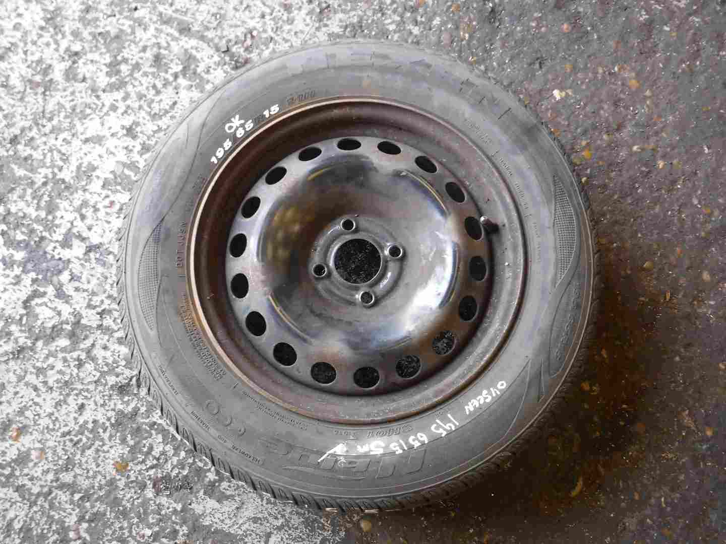 Renault Scenic 2003-2009 Steel Wheel Rim + Tyre 195 65 15 5mm Tread