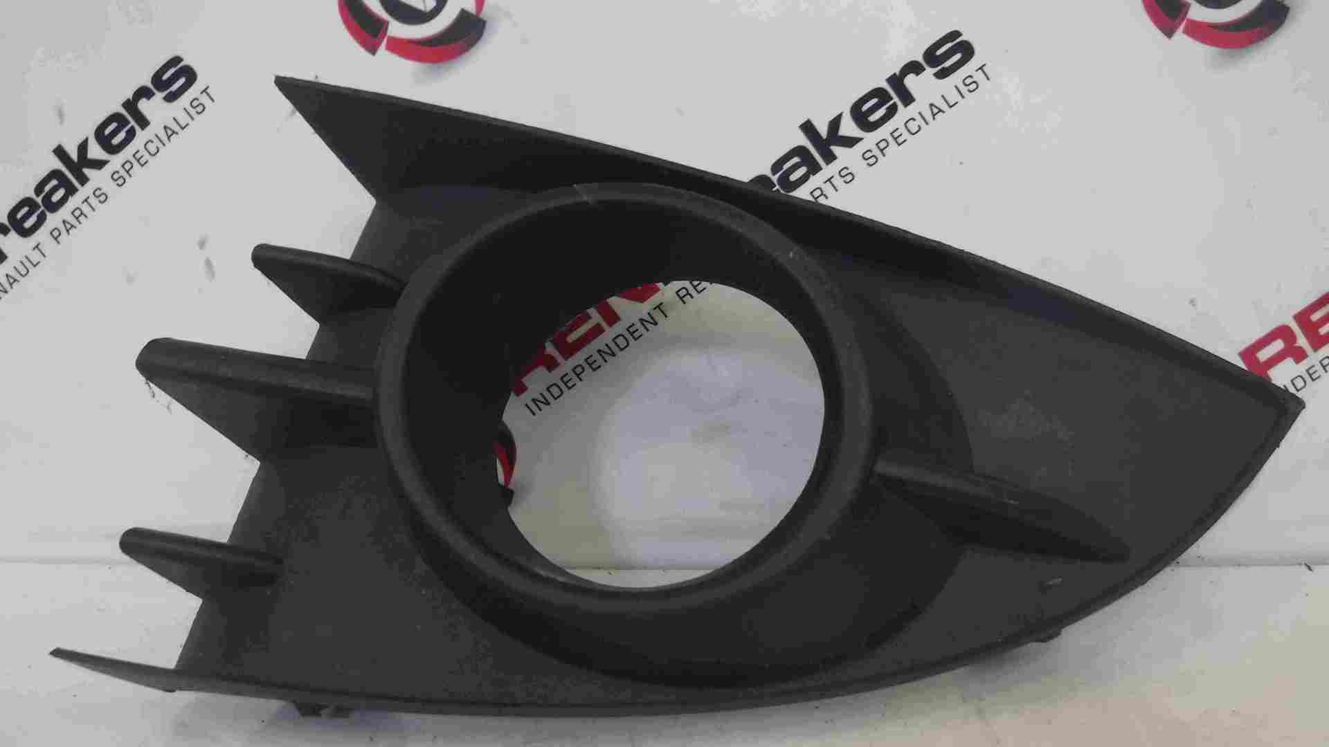 Renault Scenic 2006-2009 Passenger NSF Front Bumper Fog Light Surround
