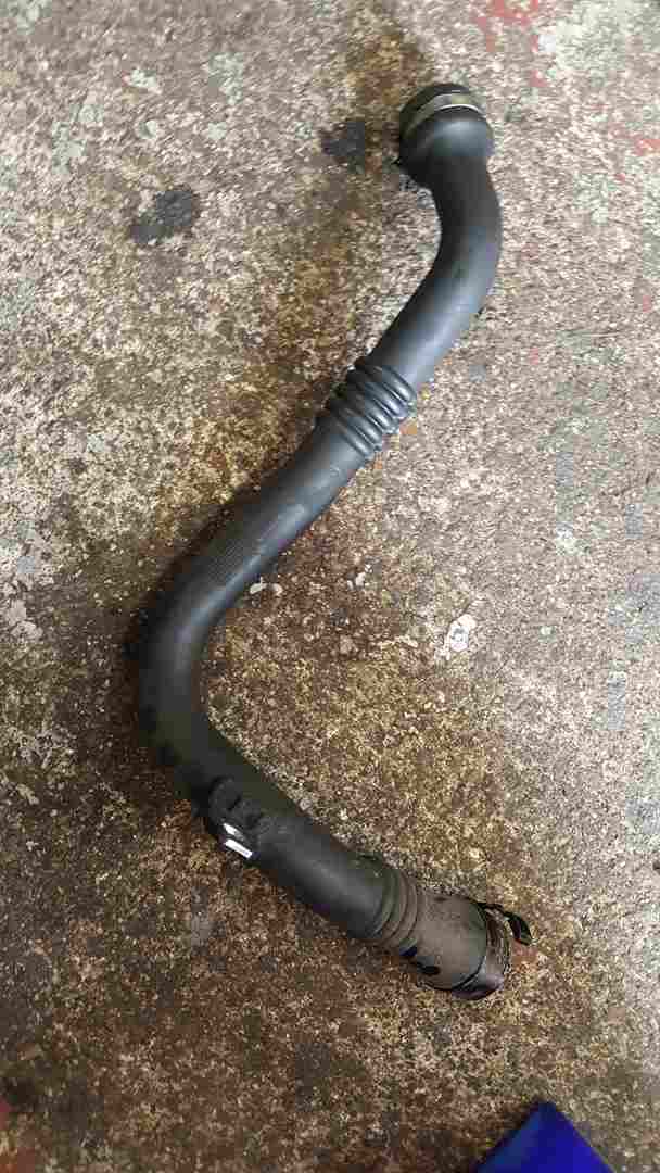 Thumb 2 Renault Scenic 2009-2013 1.9 DCI Turbo To Intercooler Pipe F9Q 872 8200804000